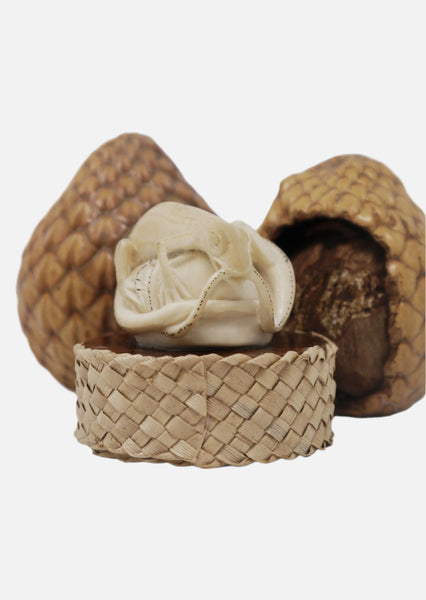 Intertwined Lizards Natangura Nut Carving